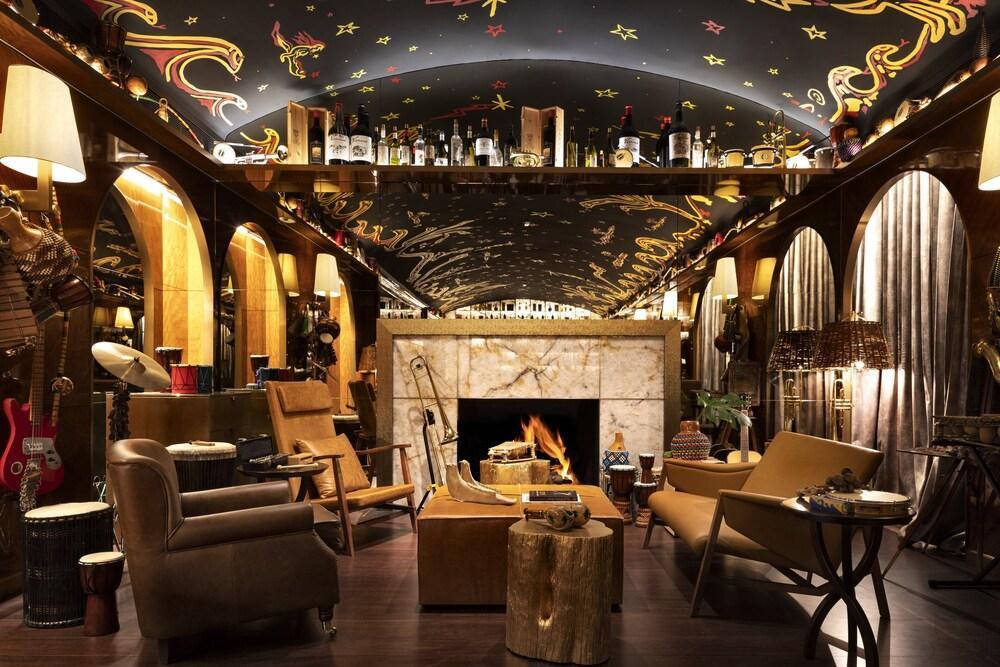 Hotel Rosewood