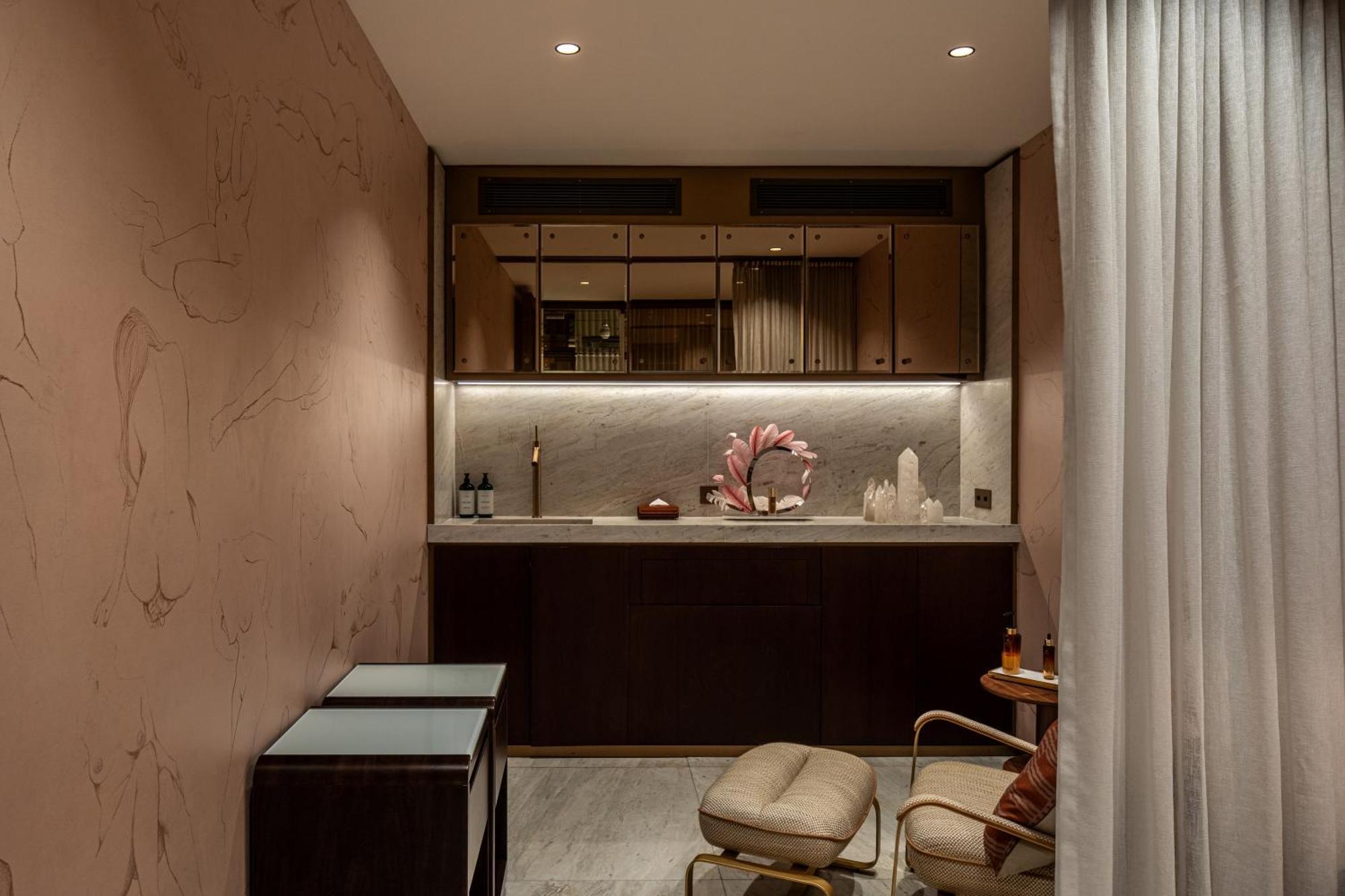 Hotel Rosewood 5*